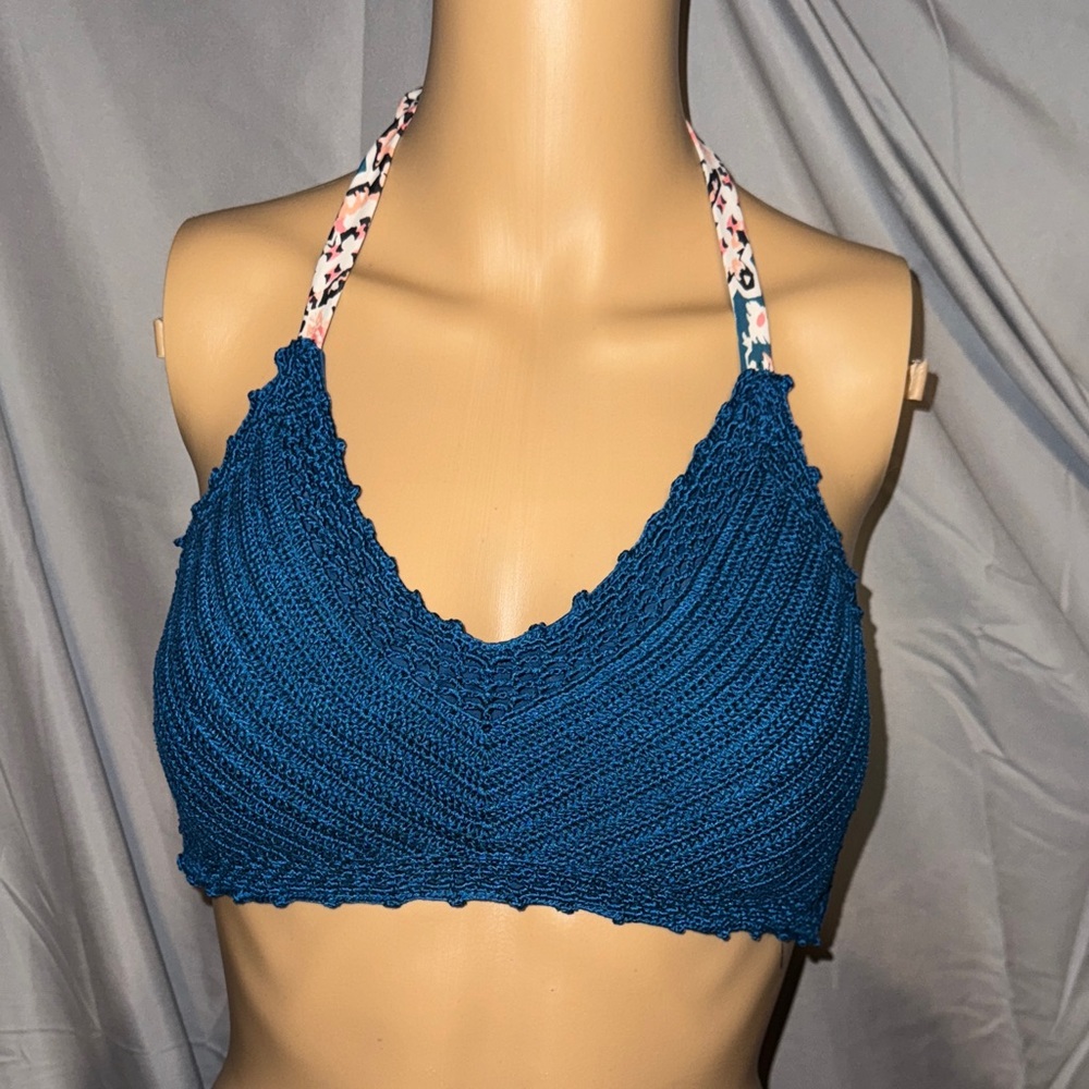 Xhilaration Blue Textured Bikini Top